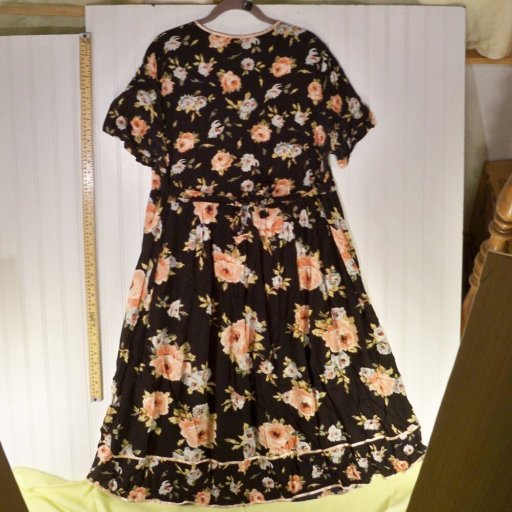 Plus Class, Pink Roses Dress, M - Picture 4 of 6